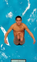 <b>Freshman Michael Ross claimed his first-ever win by taking the top spot in 1-meter diving for the Badgers on Friday</b>