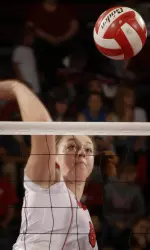 Kelsey Maloney had a career-high 10 kills for the Badgers.