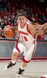 <b>Rae Lin D'Alie finished 4-of-5 from 3-point range against UW-Oshkosh.</b>