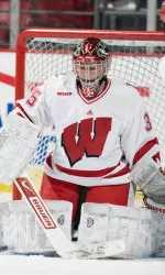 <b> Senior Alannah McCready finished with 20 saves for the Badgers </b>