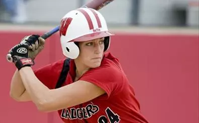 Iowa rallies for doubleheader sweep of Badgers Image