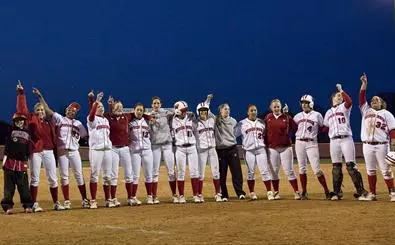 Sign up today for fall softball clinic Image