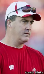 <b>Offensive coordinator Paul Chryst has the Badgers averaging 40 points per game this season.</b>