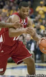 <b>Jordan Taylor's game-high 21 points and single turnover paced the Badgers in Saturday's win.</b>