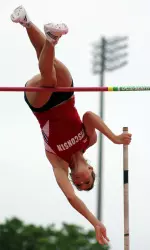 <b>Senior Jenny Soceka finished eighth in the pole vault Thursday to advance to the NCAA outdoor champinoships</b>