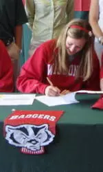 <b>Maggie Fitzgerlad signs her National Letter of Intent</b>