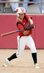 <b>Junior Kristyn Hansen delivered an RBI single in the Badgers' three-run, fourth inning.</b.>