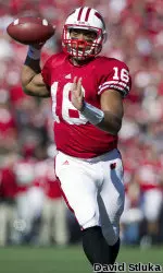 <b>Russell Wilson has thrown at least one TD pass in 31-straight games.</b>