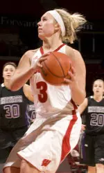 <b> Freshman guard AnnMarie Brown </b>