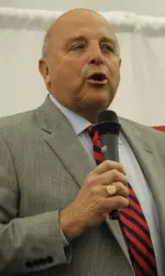 <b>Barry Alvarez</b>