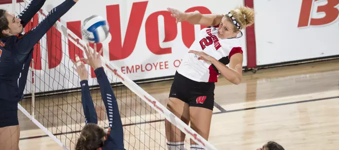 Romana Kriskova goes up for a kill against Illinois