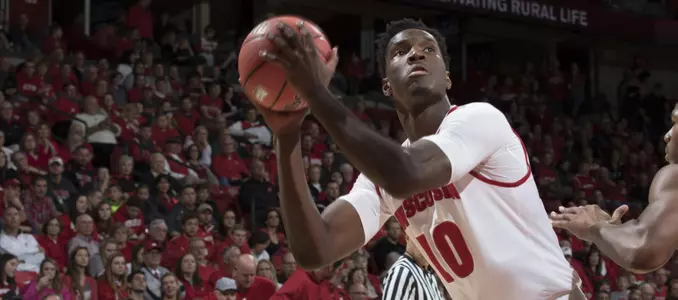 Nigel Hayes vs. Siena