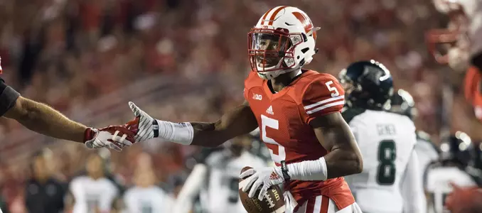 Darius Hillary vs. Hawai'i