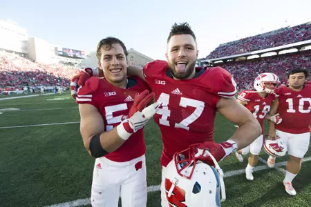 Vince Biegel & Joe Schobert vs. Troy