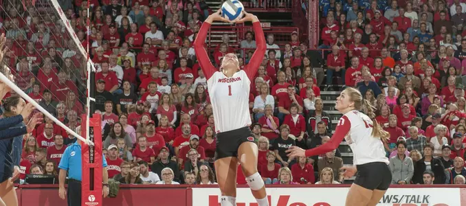 Lauren Carlini sets up Haleigh Nelson