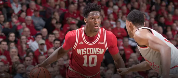 Nigel Hayes headline