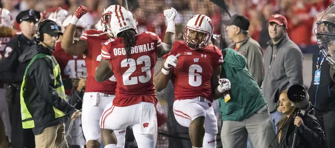 Football vs. Nebraska Dare Ogunbowale & Corey Clement 2016