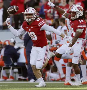 NCAA Football: Illinois at Wisconsin