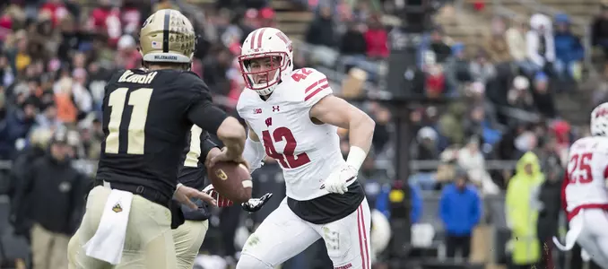 Football vs. Purdue 2016 T.J. Watt