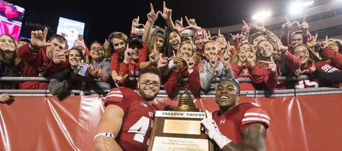 Football vs. Nebraska 2016 Freedom Trophy Vince Biegel