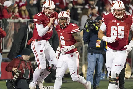 Football vs. Minnesota 2016 Bart Houston