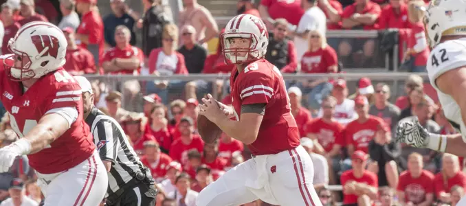 Football vs. Akron 2016 Bart Houston