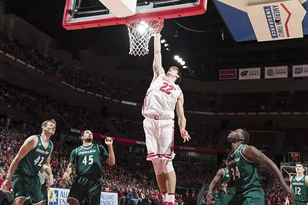 Men's basketball vs. Green Bay 2016 Ethan Happ