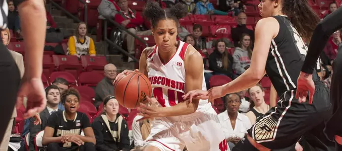 Avyanna Young drives to the basket