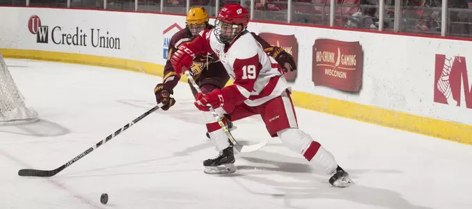 Hughes puck handling vs. Minnesota