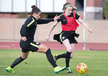 Rose Lavelle training with the USWNT