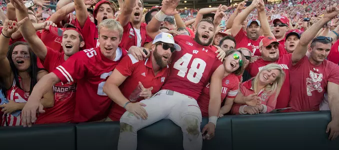 Jack Cichy Lambeau Leap headline