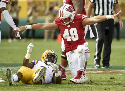 NCAA Football: Lambeau Field College Classic-Louisiana State vs Wisconsin