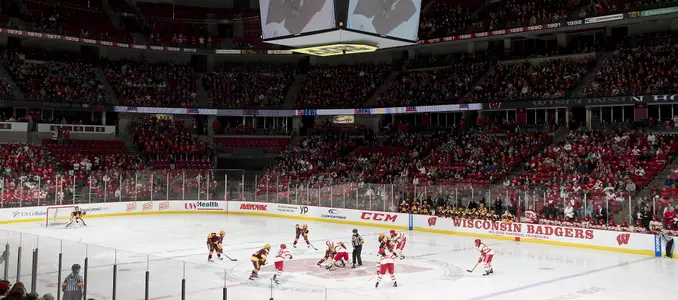 Women's hockey vs. Minnesota 2014 Fill the Bowl
