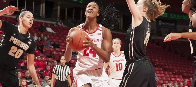 Malayna Johnson goes up for a shot