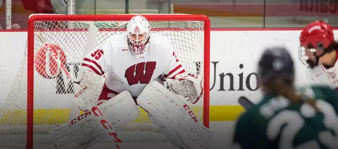 Photo of Kristen Campbell women's hockey vs. Mercyhurst 2017