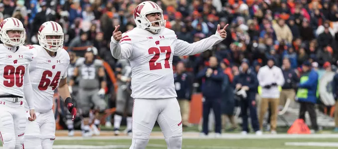 Photo of Rafael Gaglianone football vs. Illinois 2017