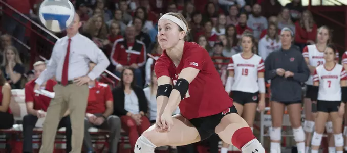 Tiffany Clark passes the ball.