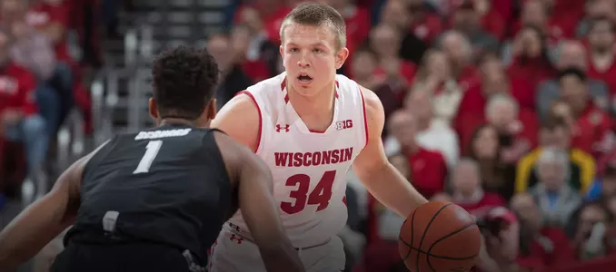 Brad Davison vs. Xavier