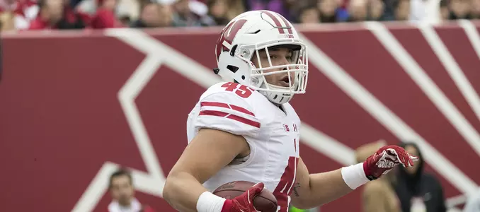 Photo of Alec Ingold football vs. Indiana 2017