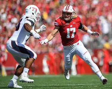 Photo of Andrew Van Ginkel football vs. Florida Atlantic 2017