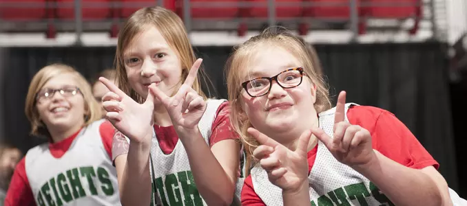Photo of Youth team at women's basketball 2017