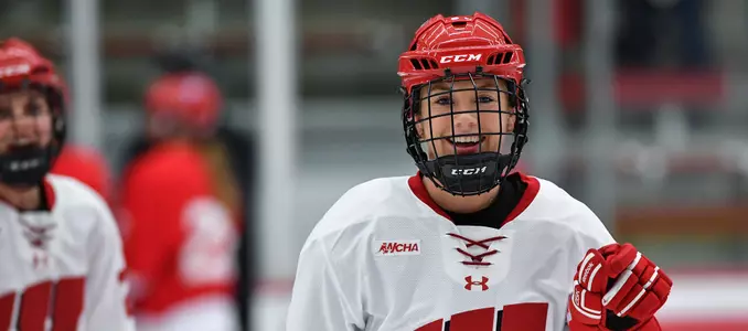 Women's hockey Mikayla Johnson 2017