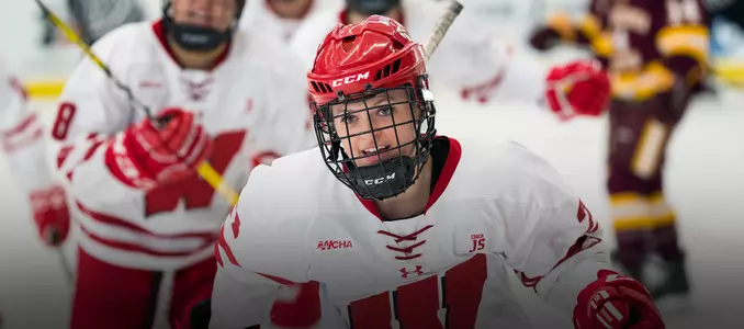 Women's hockey vs. Minnesota Duluth 2017 Baylee Wellhausen