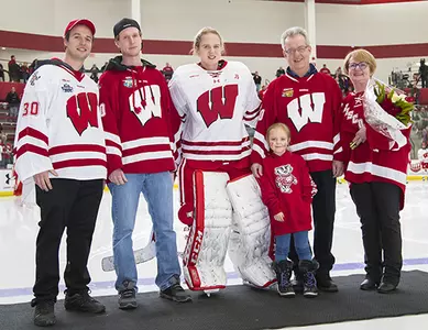 Women's hockey Ann-Renée Desbiens