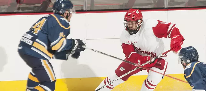 Men's hockey vs. Victoria 2016 Jarod Zirbel