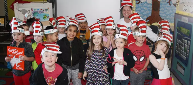 Badgers Give Back Read Across America