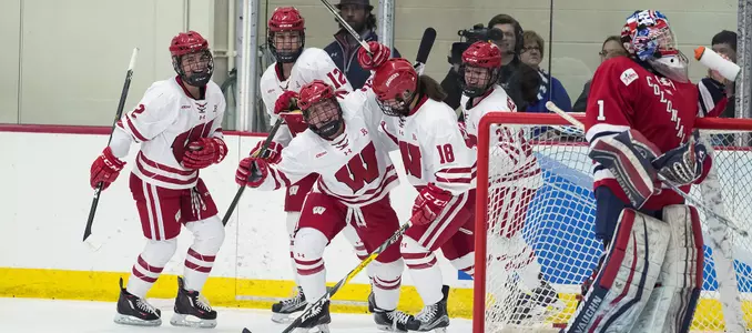 Women's hockey vs. Robert Morris NCAA 2017 Mekenzie Steffen celebration