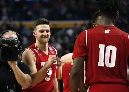 Men's basketball vs. Villanova 2017 NCAA Tournament Zak Showalter Nigel Hayes