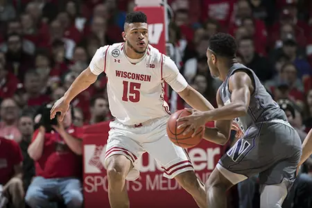 Men's basketball vs. Northwestern 2017 Charles Thomas
