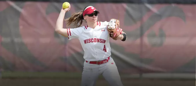 Kelly Welsh fielding